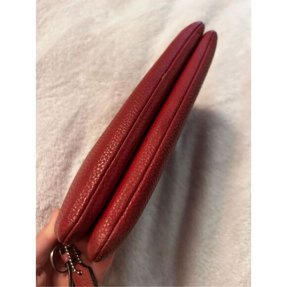 Coach red wallet wristlet leather with two pockets - Picture 4 of 6